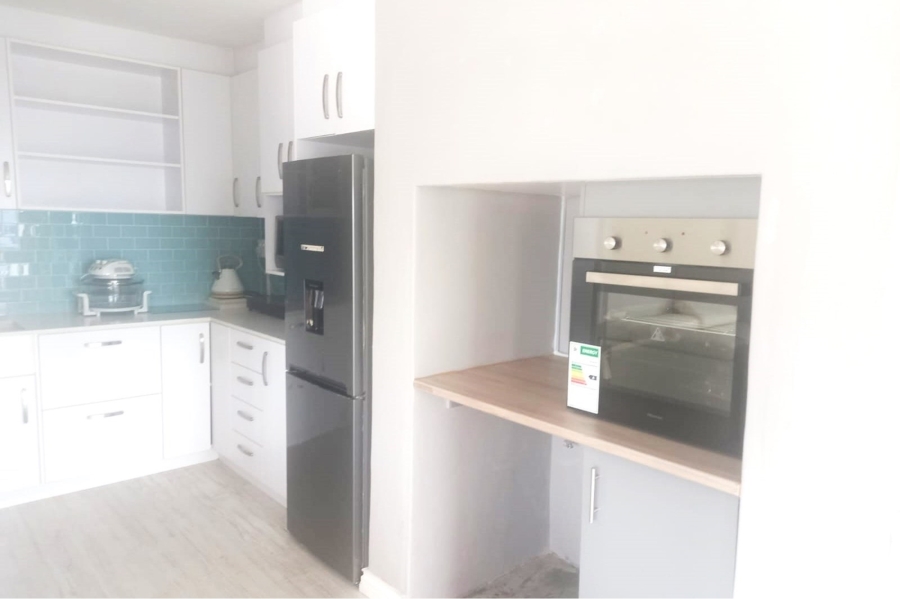 2 Bedroom Property for Sale in Blue Lagoon Western Cape